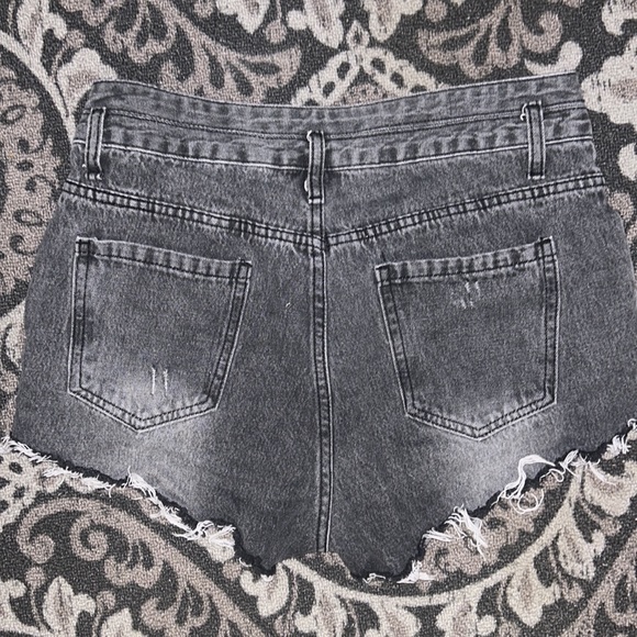 Faded Black Jean Shorts (M) - Picture 3 of 3